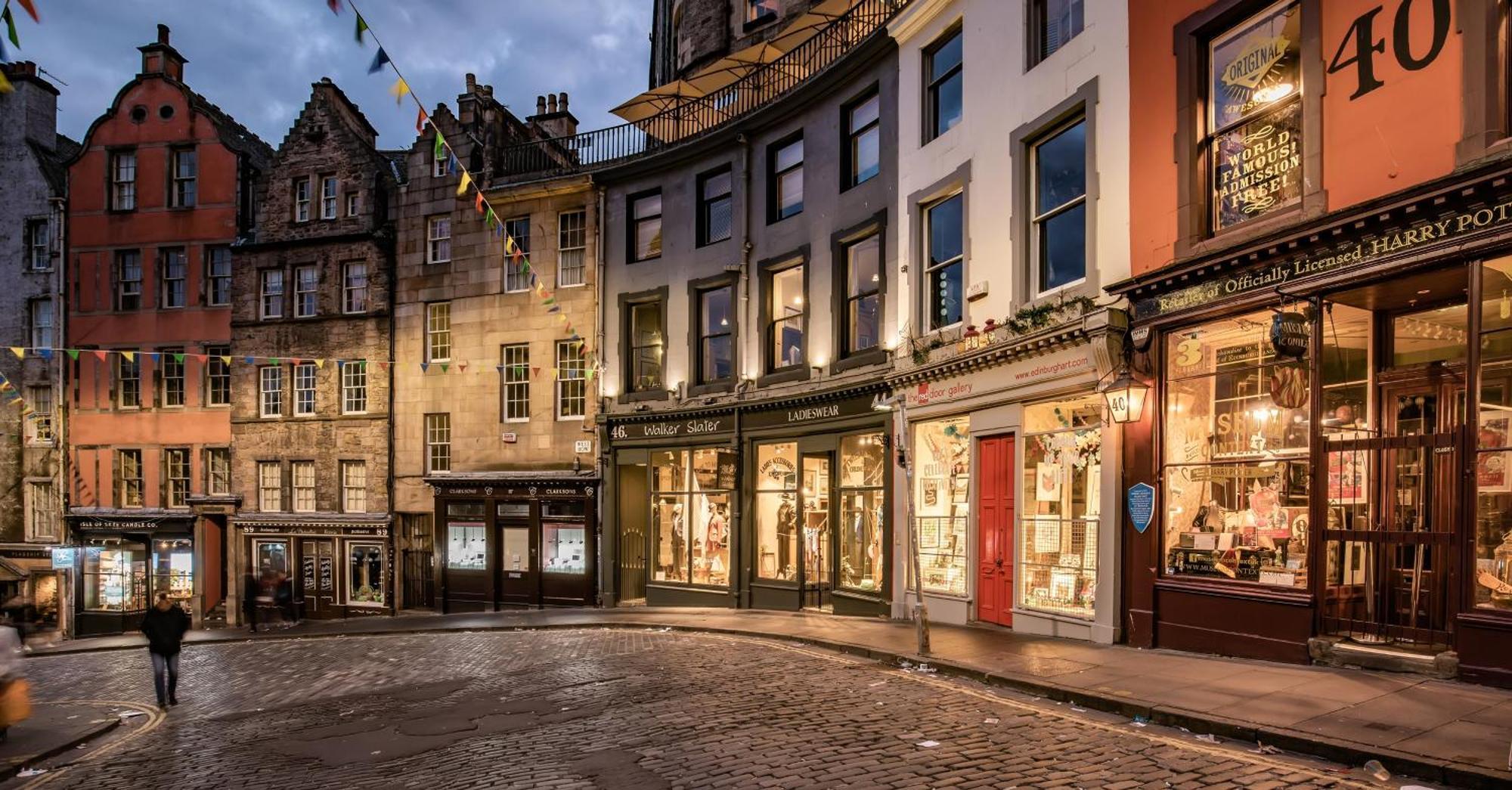 Ferienwohnung Pass The Keys Trendy Historic Flat Sleeps 4 To 6 Near Leith Shore Edinburgh Exterior foto